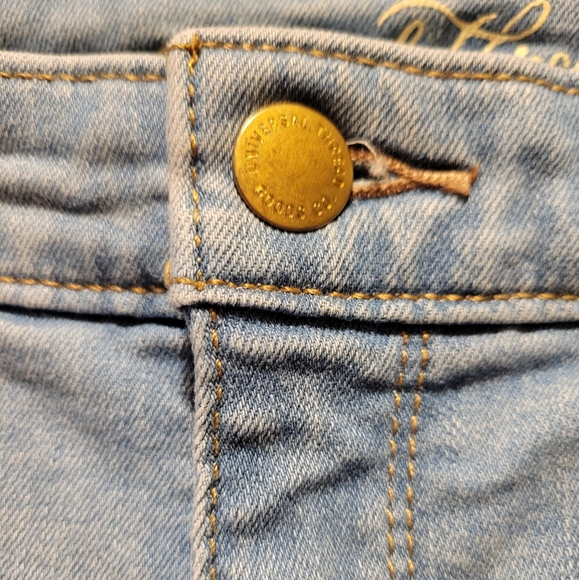 Universal Thread Mid Rise Skinny - Picture 3 of 7